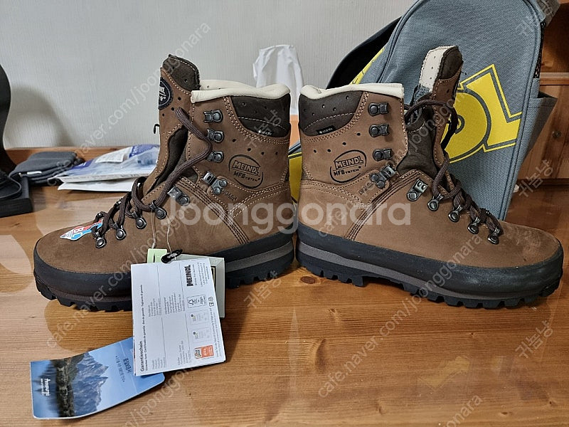 마인들 등산화 구퍼트 GTX 새상품 팝니다(쿨거래시 네...--1