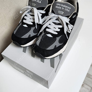 뉴발란스 993 블랙 265