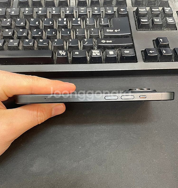 아이폰15 블랙 128GB 배터리88% 상태좋은 중고6...--6