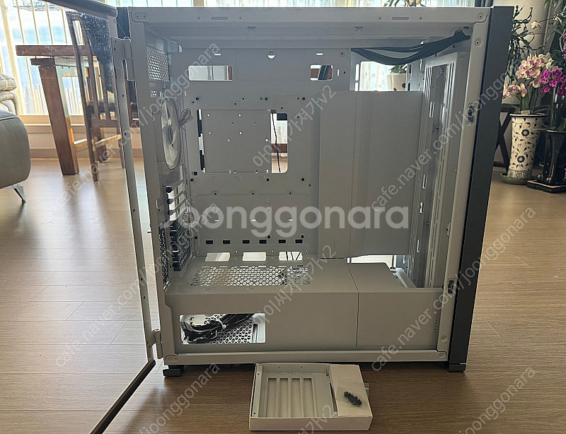 커세어 7000D airflow 화이트 팝니다--3