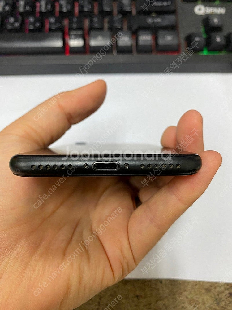 499134 아이폰7 매트블랙 AA급 128GB 배터리...--6