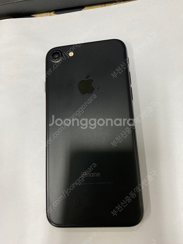 066284 아이폰7 매트블랙 액정SS급 32GB 무잔...--0