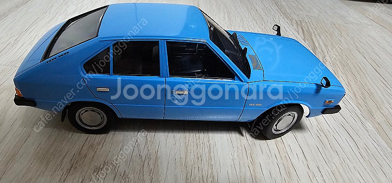 아카데미 포니 조립 완성 하자품 싸게 팝니다.--4