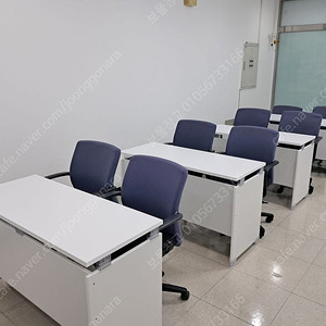 2인용 책상 (높낮이 바퀴의자도 있어요)