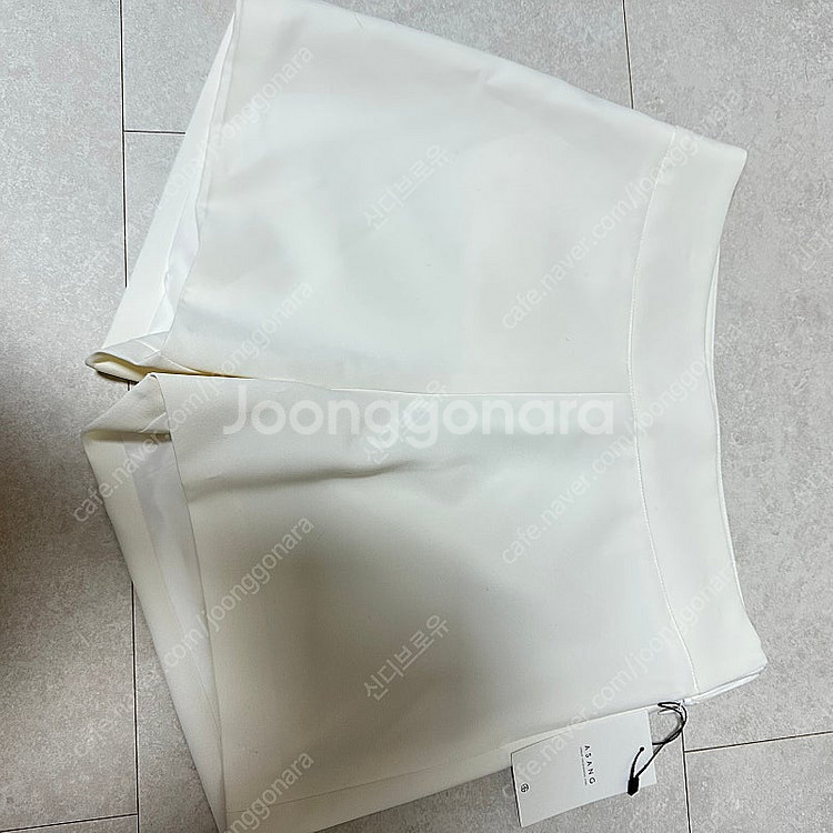 시에 sie 아상 포유온 라플라 구즈 택제거 안한 바지...--8