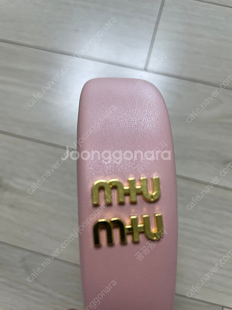 새제품 미우미우 핑크 헤어밴드 머리띠 광주광역시--1