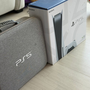 Ps5 (2테라추가, 듀얼센스 2개, 듀얼센스충전기, 가방, 게임시디)