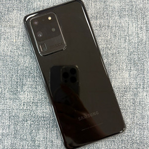 갤럭시S20울트라 블랙 265G 미파손 깨끗한 상태좋은 단말기 검수완료 정상작동 17만 판매해요