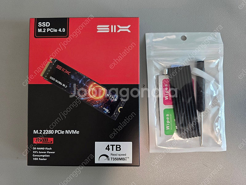 Siix 4TB PCIe 4.0 NVMe SSD--0