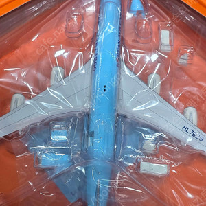 1:400 대한항공카고 B747-8F ( Interactive ) 판매합니다.
