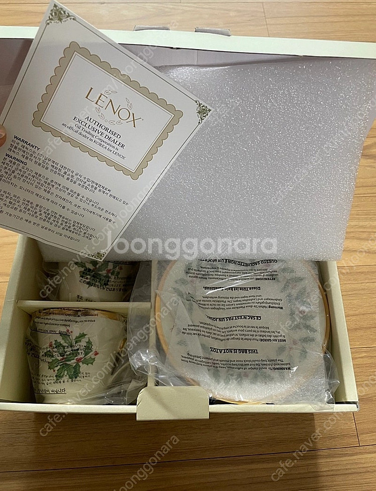 [새제품, 선물박스] 레녹스 홀리데이 커피잔 2pcs--0