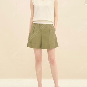 처분가 한섬 타임 글리터 인타르시아 슬리브리스탑(아이보리, 블랙 2종) 새상품