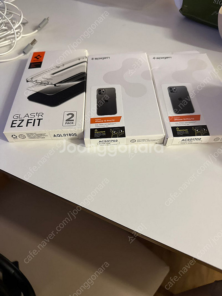 아이폰 12pro 슈피겐 투명 케이스 2개 액정보호필름...--1