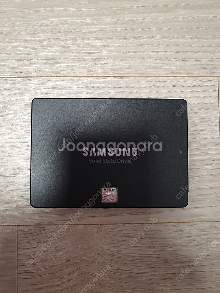 삼성 2.5인치 사타 860 EVO SSD 4테라 팝니...--0