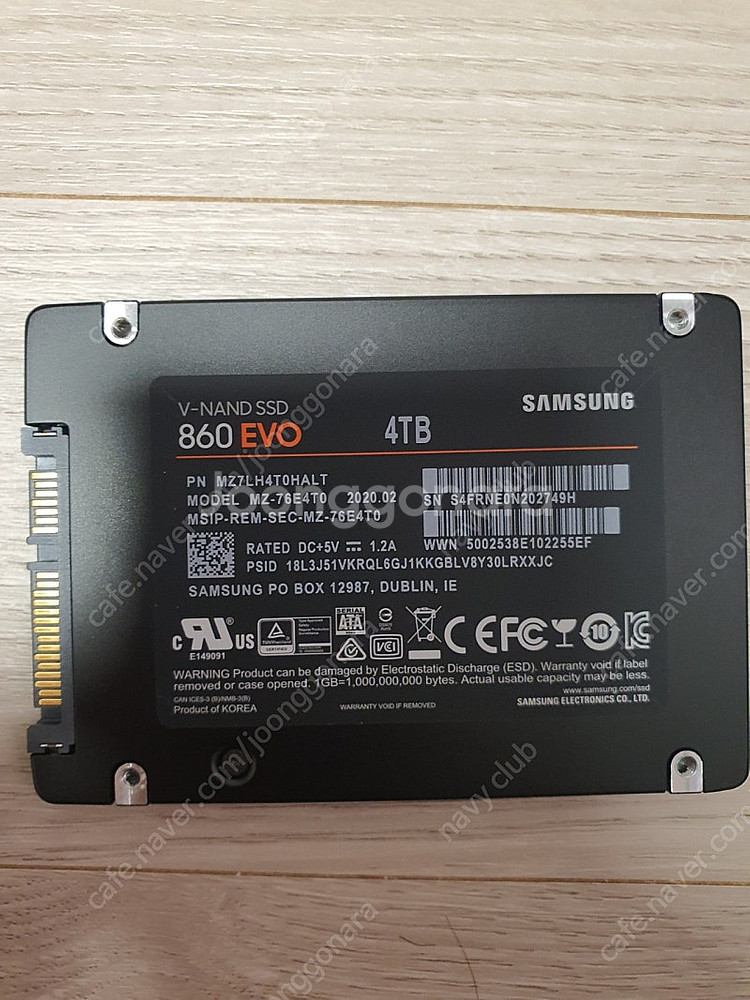 삼성 2.5인치 사타 860 EVO SSD 4테라 팝니...--1