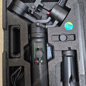 지윤 크레인 M2 짐벌