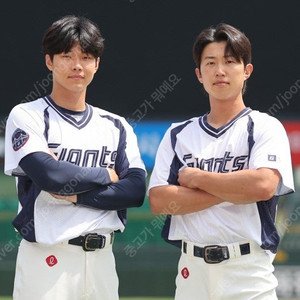 07월 27일 (일) KIA VS 롯데 사직야구장 와이드탁자석 2연석