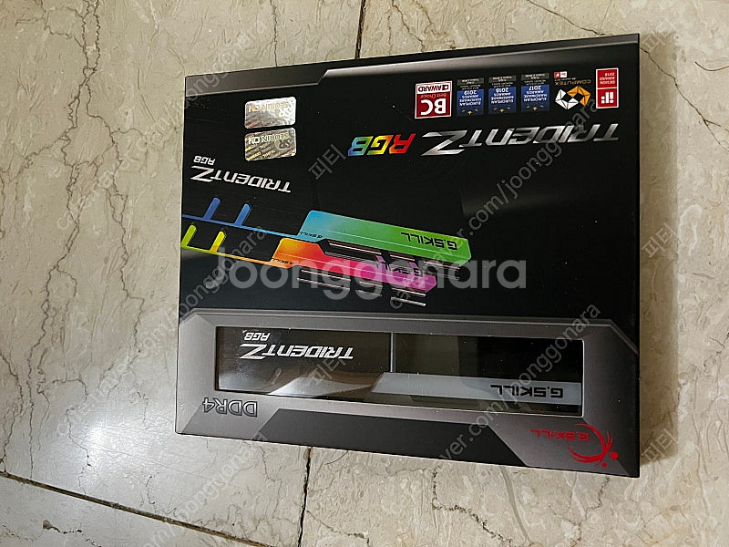 지스킬 트라이던트 ddr4 cl18 3600 16*2--0