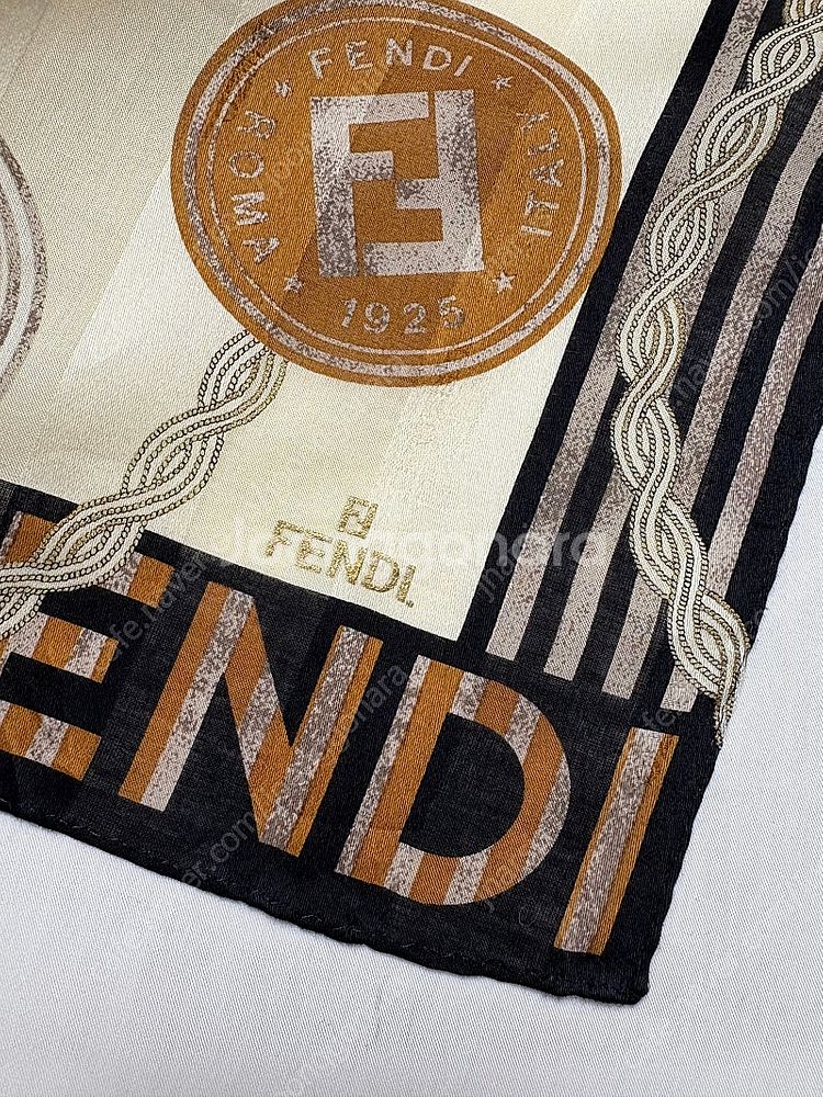 펜디 Fendi 자카드 스카프/손수건 58cm--1