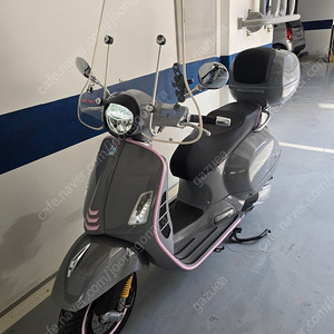(가격인하) 베스파 gts300 슈퍼테크(아비오그레이/핑크커스텀/1000km)