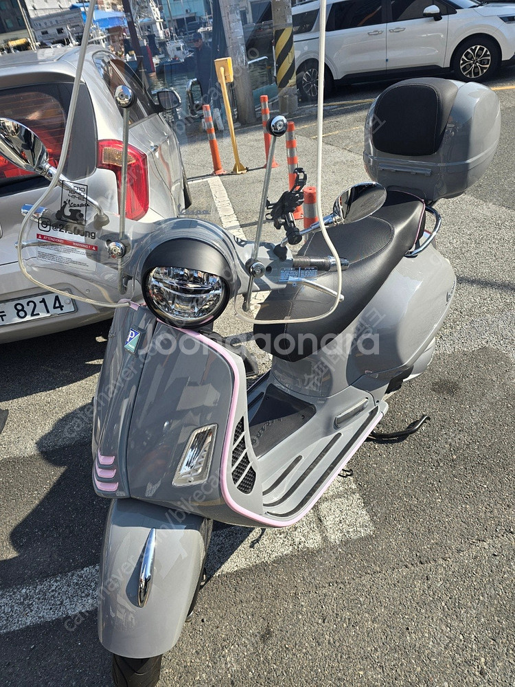 (가격인하) 베스파 gts300 슈퍼테크(아비오그레이/...--9