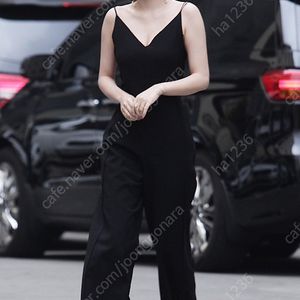 럭키슈에뜨 민효린 점프수트