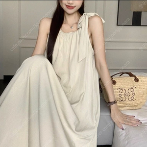 린넨 뒤트임 민소매 원피스