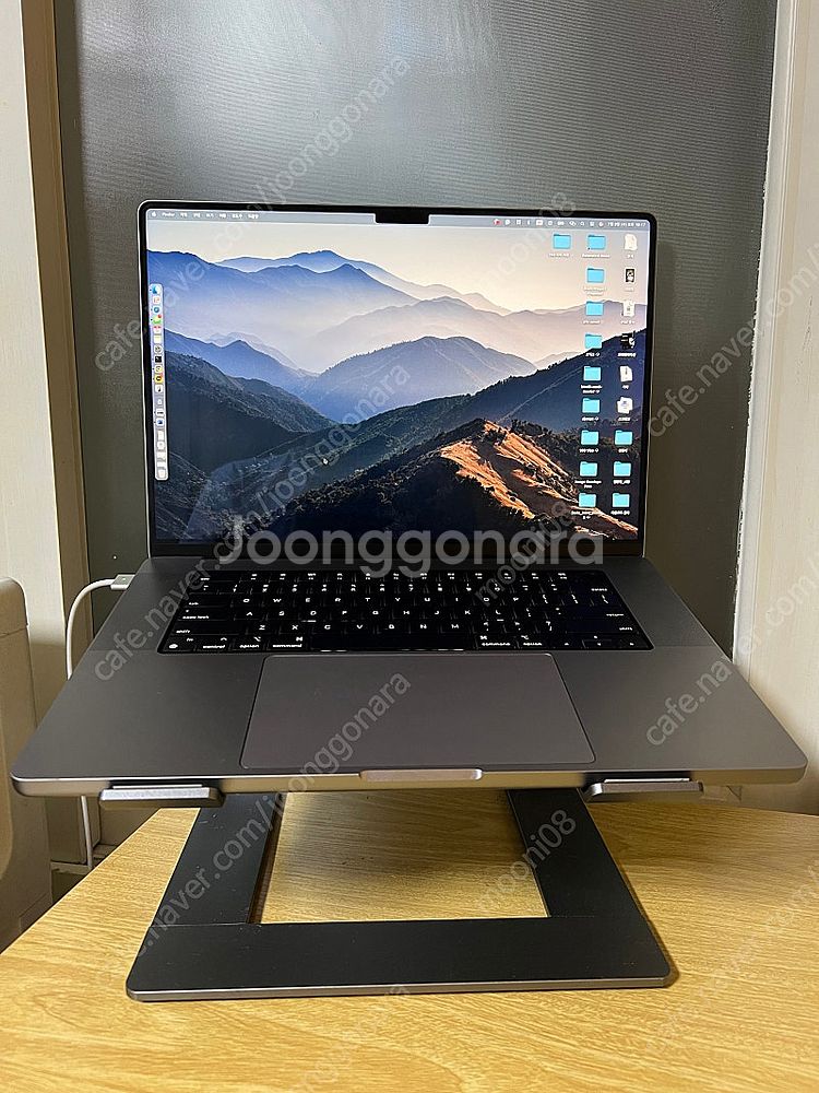 맥북 프로 16인치 M1 Pro (2021) – 애플케...--1