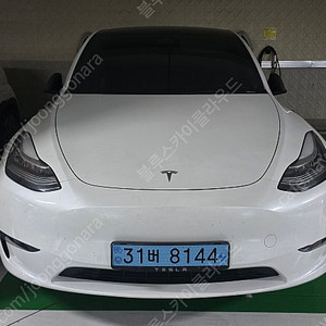 테슬라 Y 롱레인지 22년식 9월