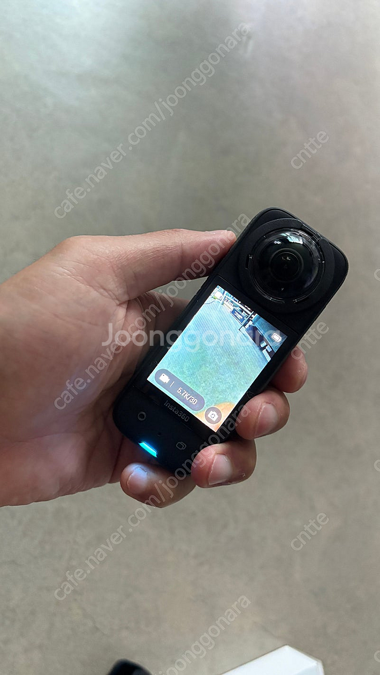 인스타360 X3 풀박스(리퍼 후 새상품)--2