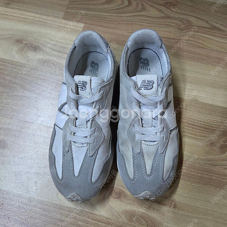 뉴발란스 327 키즈 200사이즈(택포 만원)--0