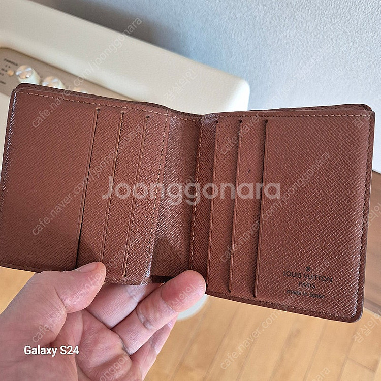 루이비통 남성 반지갑 (정품) 3회사용후 보관만함 잠실...--4