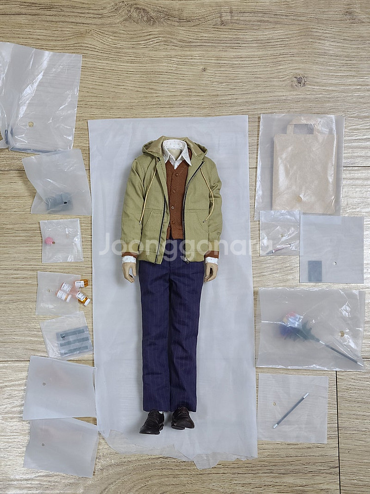 인아트 2019 조커 아서플렉 + 계단베이스 27.8만--0