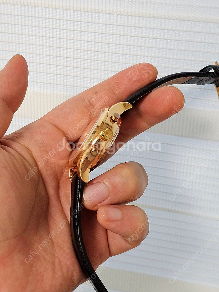 론진 헤리티지 크로노그래프 컬럼휠 18k 금통--4