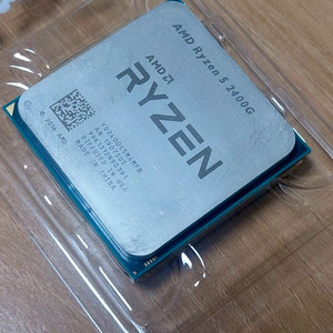 라이젠 2400g cpu 판매합니다.