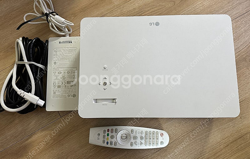 [LG] 시네빔 4K 프로젝터 HU70LA--2