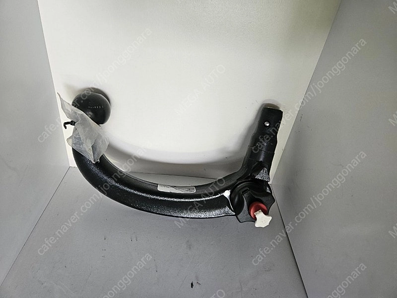 테슬라 모델 x순정 견인장치 스완넥 수입품 이미지