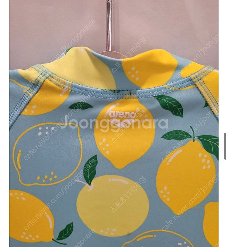 아레나 래쉬가드키즈 세탁만한상품--1