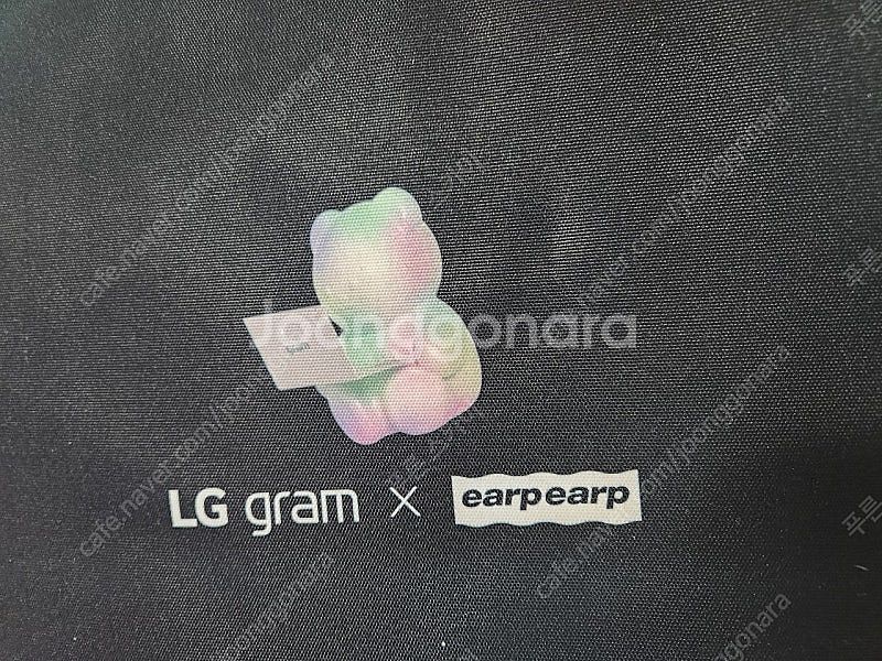 LG gram과 earpearp 콜라보 노트북 파우치--5