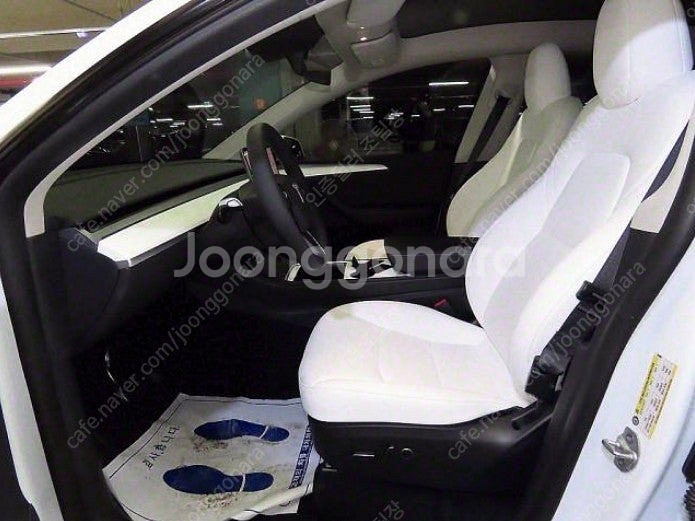테슬라중고 깨끗한 내외관 새것같은 컨디션 중고차 테슬라...--7