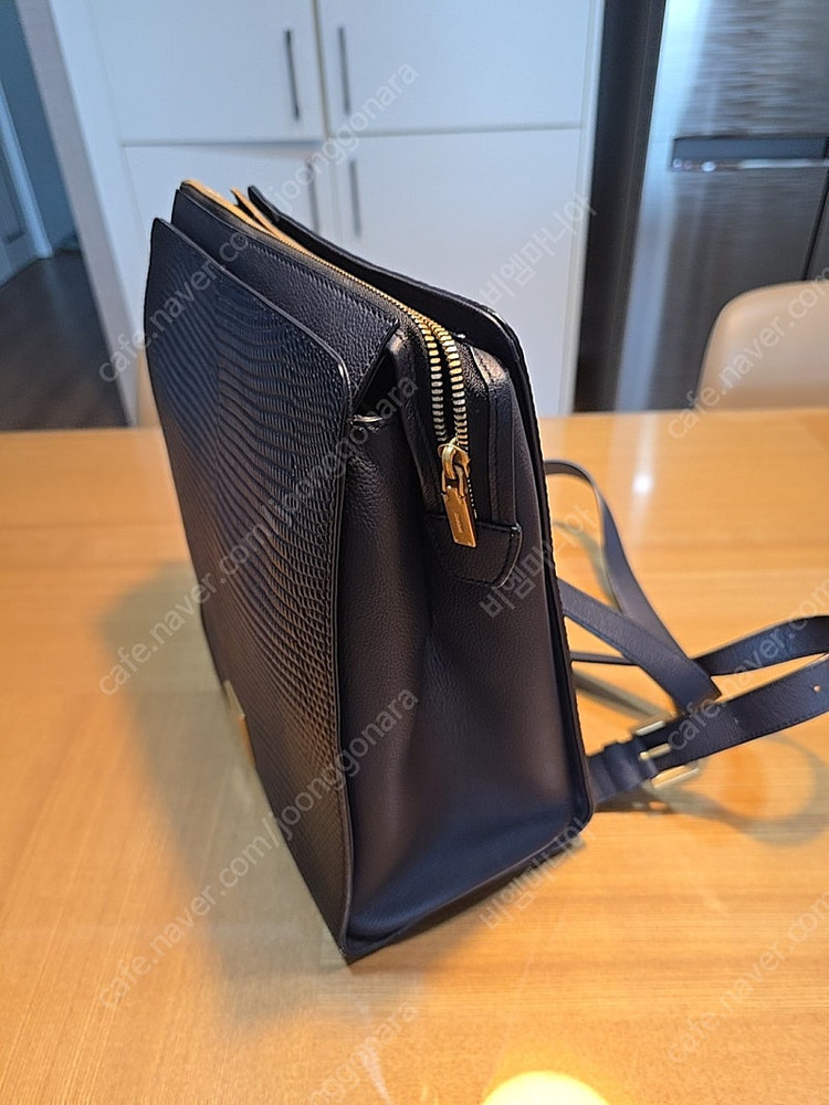 쿠론 천연소가죽 백팩(새제품)--1