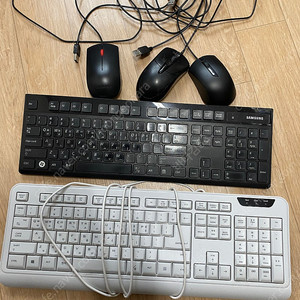 마우스 키보드 일괄 판매합니다 .
