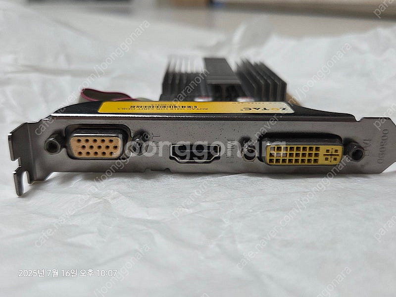 그래픽카드 ZOTAC G210 1GB 64BIT DDR...--1
