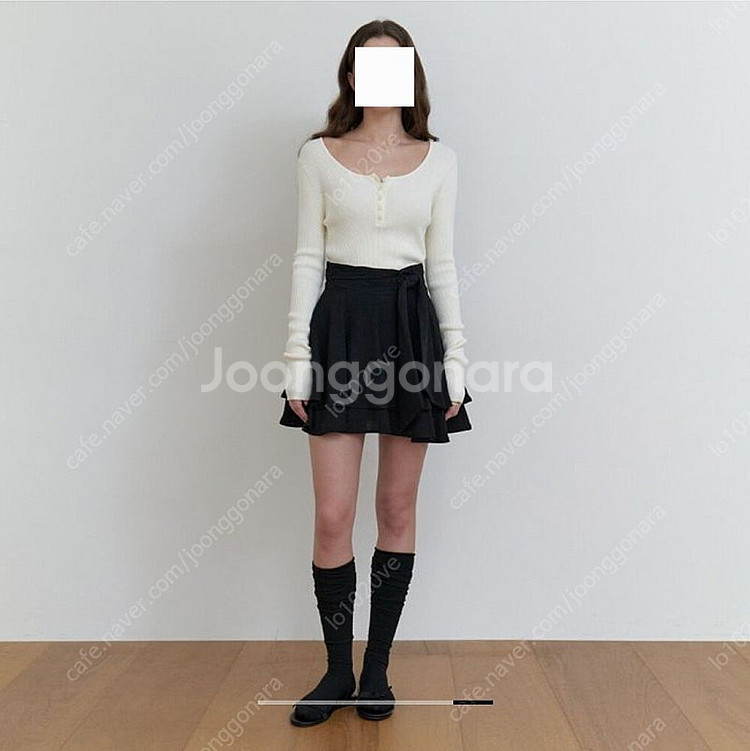리엘 벨 미니 스커트 Bell mini skirt 블랙...--1
