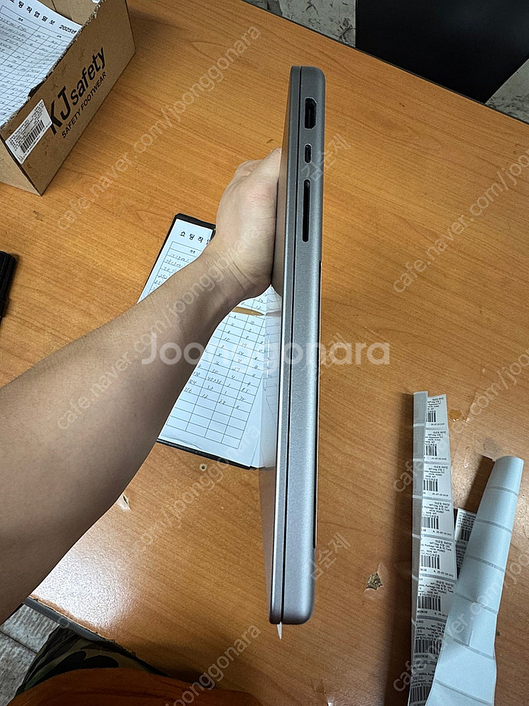 맥북프로 14 m1pro 32gb/512기가--5