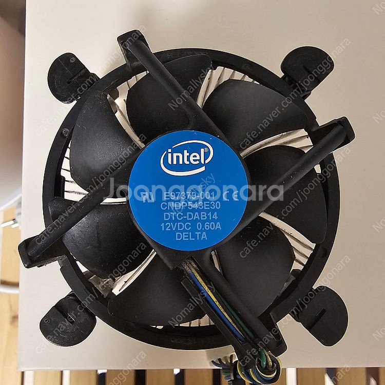 CPU 쿨러 판매합니다--1