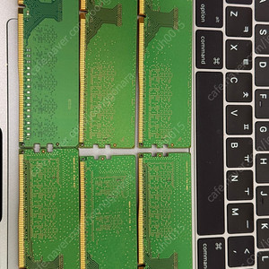 ddr4 8gb ,4gb 램 총 6개