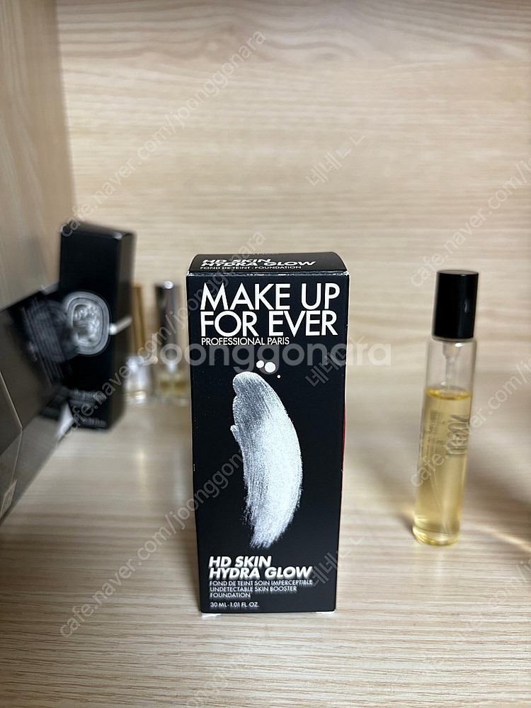 메이크업포에버 HD SKIN 하이드라 글로우 파운데이션...--1