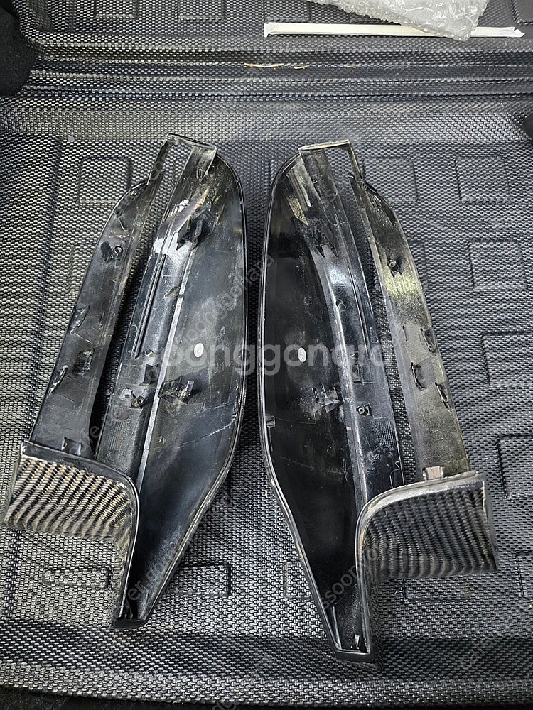 bmw g26 i4 m50 카본 뿔미러 팝니다--2