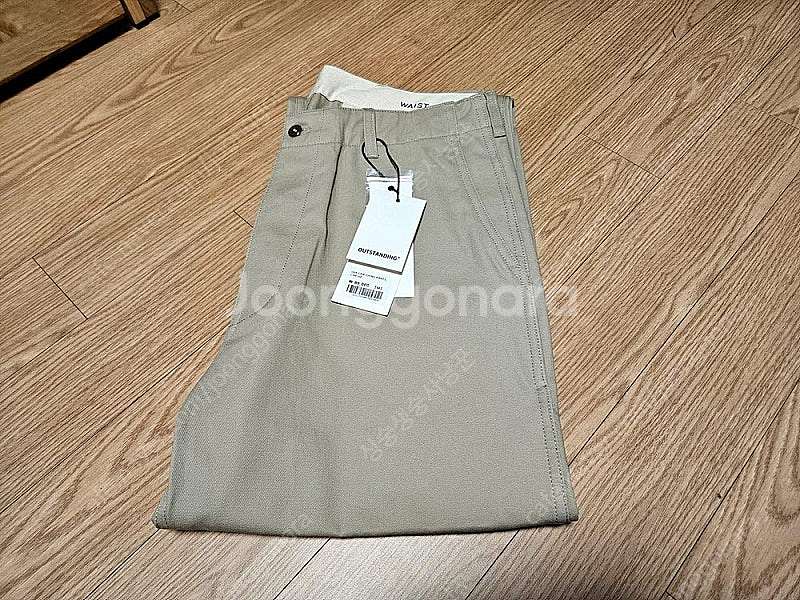 (새상품) 아웃스탠딩 오피서 치노 라이트베이지 M--0